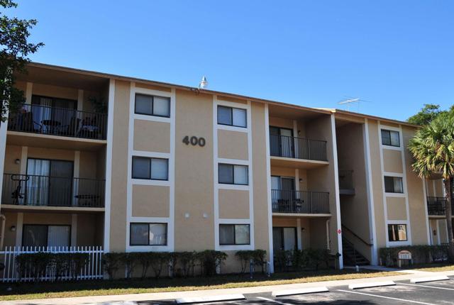 400 Palm Circle West #104, Pembroke Pines, FL 33025 