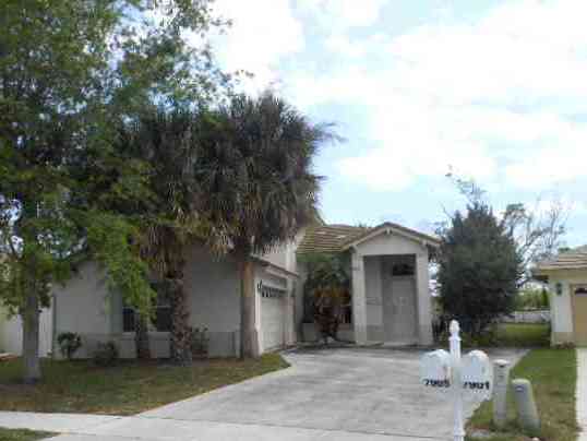 7905 Manor Forest Ln, Boynton Beach, FL 33436 