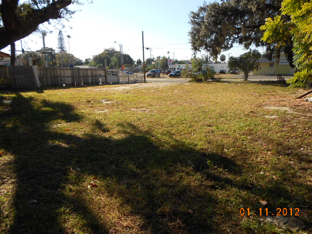 1414 17th Avenue W, Bradenton, FL 34205 