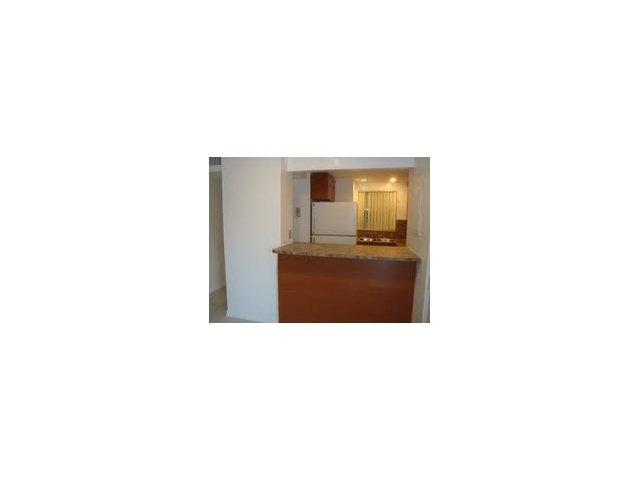8860 FONTAINEBLEAU BL # 205, Doral, Florida 33172 
