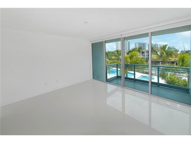 2950 NE 188 ST # 508, Aventura, Florida 33180 