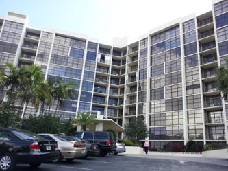 600 Parkview Dr #531, Hallandale Beach, FL 33009 