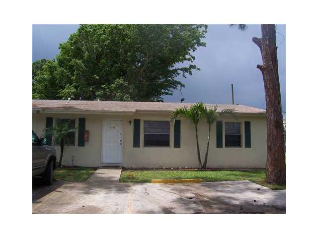 4388 LAKEWOOD RD # 4388, Lakeworth, Florida 33461 