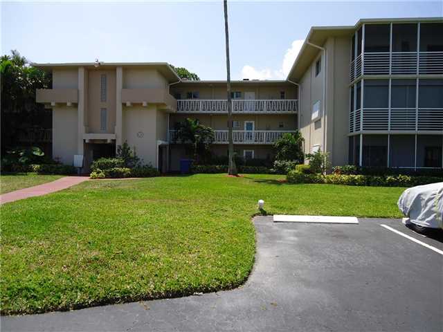 2562 N GARDEN DR # 108, Lakeworth, Florida 33461 