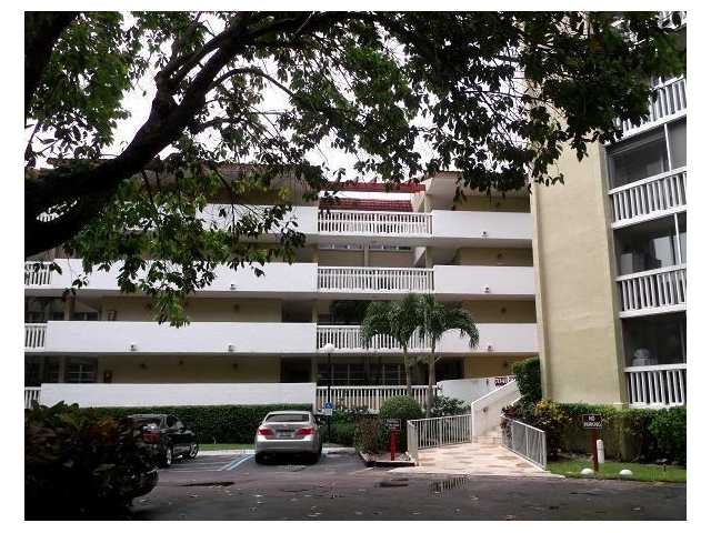 7041 ENVIRON BL # 126, Lauderhill, Florida 33319 