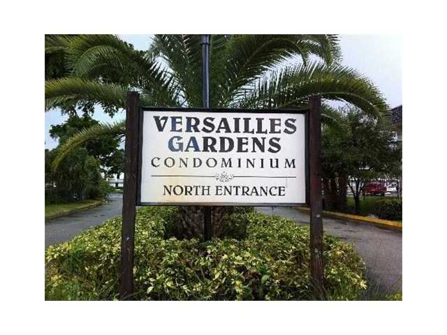 8020 COLONY CR # 104, Tamarac, Florida 33321 