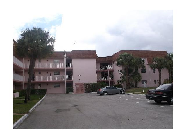 8000 LAGOS DE CAMPO BL # 307A, Tamarac, Florida 33321 