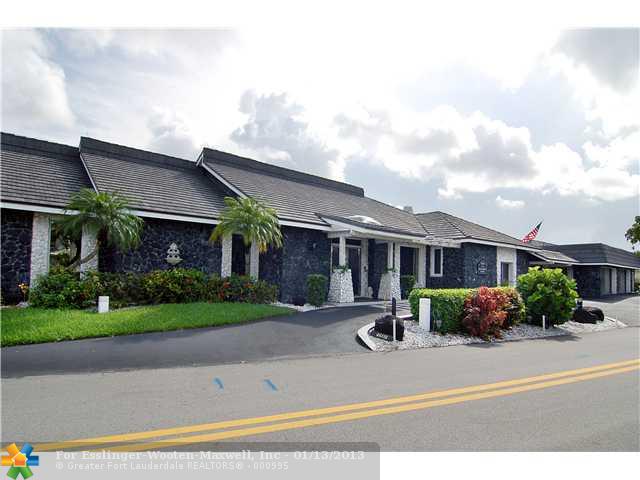 4608 Bayberry Ln, Tamarac, Florida 33319 