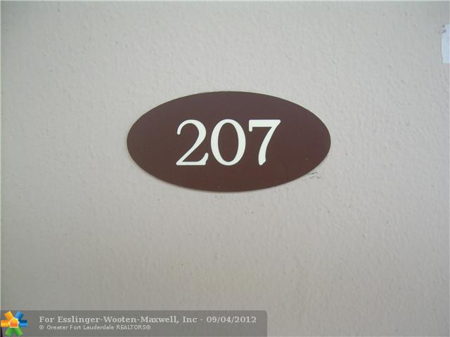 6021 NW 61ST AV # 207, Tamarac, Florida 33319 