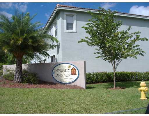 6377 LANDINGS TER # 6377, Tamarac, Florida 33321 