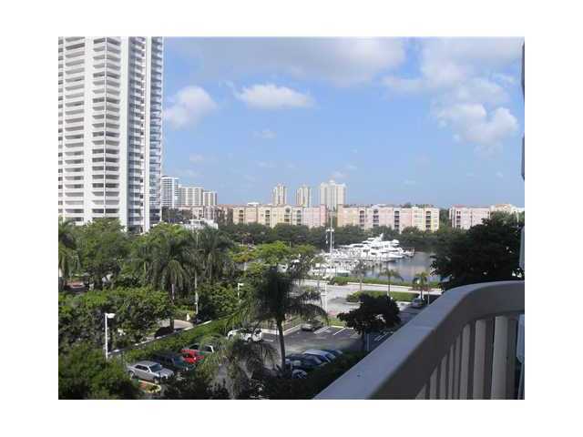 19667 TURNBERRY WY # 5C, Aventura, Florida 33180 