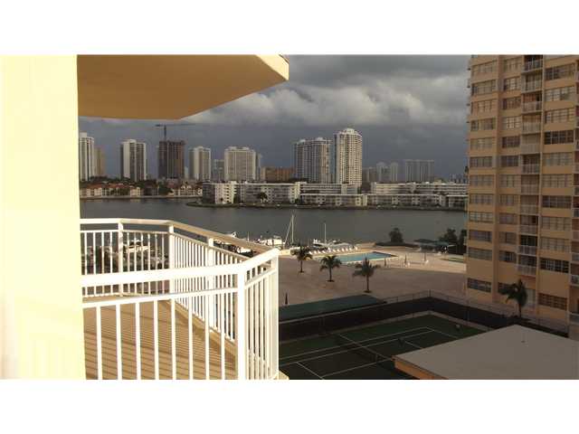 18051 BISCAYNE BL # 705-1, Aventura, Florida 33160 