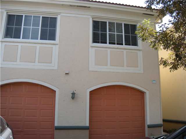 2490 CENTERGATE DR # 105, Miramar, Florida 33023 