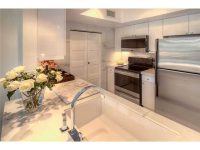 2000 N BAYSHORE DR # 215, Miami, Florida 33137 