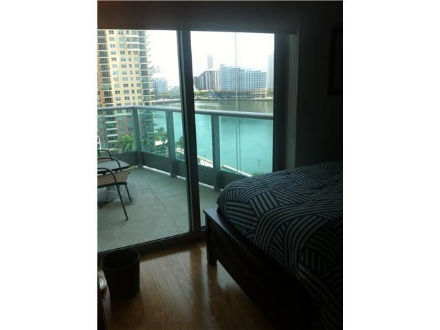 1331 BRICKELL BAY DR # 1102, Miami, Florida 33131 