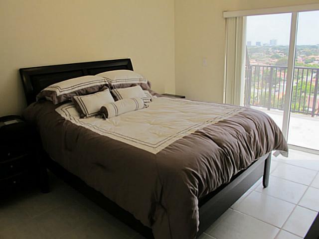 3410 CORAL WY # PH-05, Miami, Florida 33145 