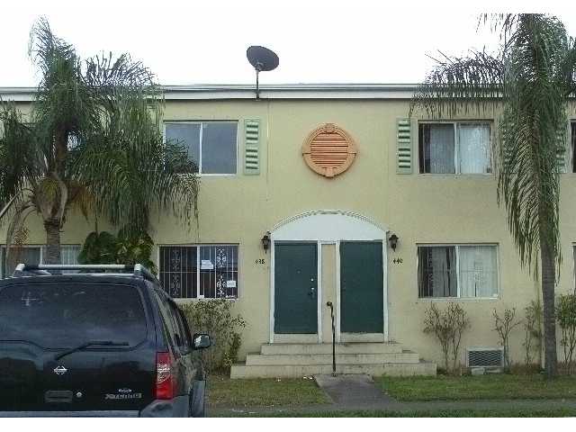 438 NW 84 TE # 438, Miami, Florida 33150 