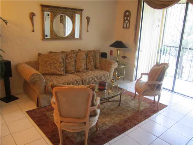 8025 SW 107 AV # 321, Miami, Florida 33173 