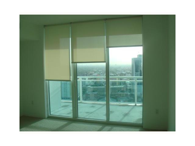 950 BRICKELL BAY DR # 2701, Miami, Florida 33131 