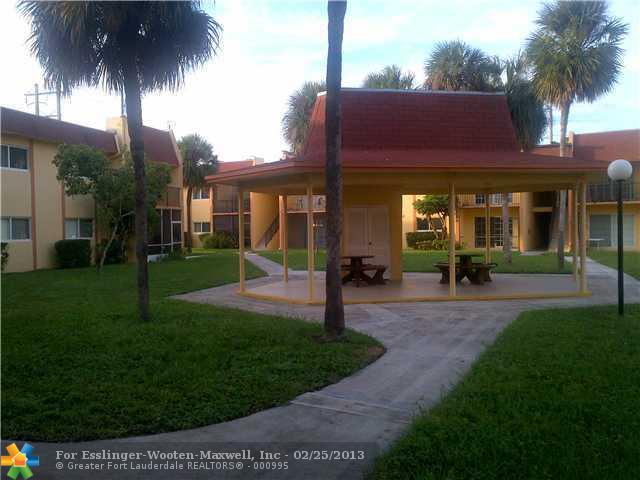 2954 NW 55TH AVE # 2B, Lauderhill, Florida 33313 