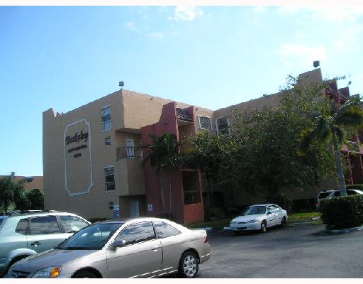 10900 SW 104 ST # 419, Miami, Florida 33176 