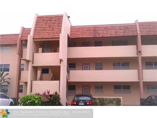 7787 GOLF CIRCLE DR # 211, Margate, Florida 33063 