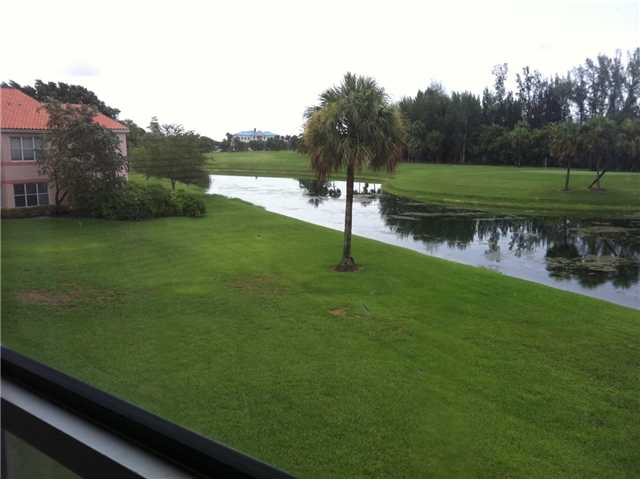 3310 PINEWALK DRN # 1825, Margate, Florida 33063 