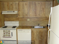 8421 LAGOS DE CAMPO BLVD # 105, Tamarac, Florida 33321 