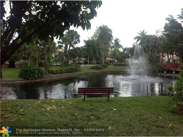 9976 NOB HILL LN # 9976, Sunrise, Florida 33351 