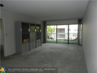 100 LAKEVIEW DR # 305, Weston, Florida 33326 