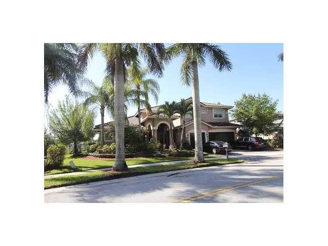 2547 MONTCLAIRE CR, Weston, Florida 33327 