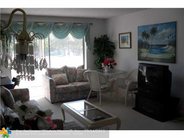 6075 N SABAL PALM BL # 202, Tamarac, Florida 33319 