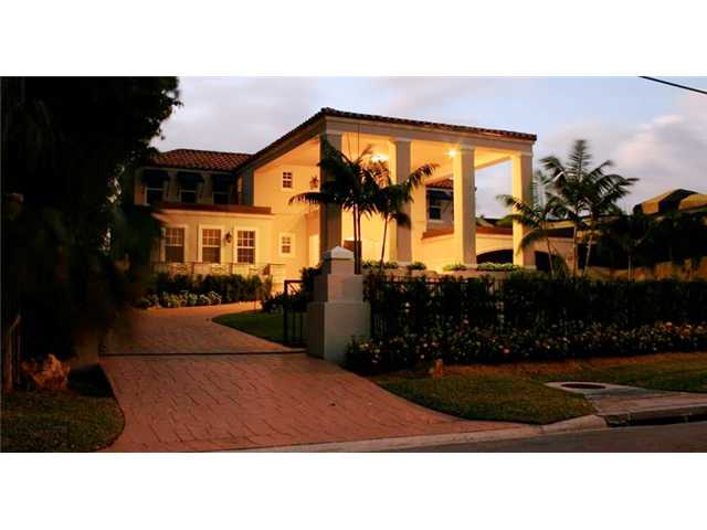 1420 Biscaya Dr, Surfside, Florida 33154 