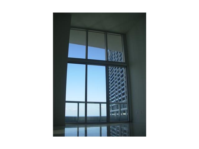 485 BRICKELL AV # 4001, Miami, Florida 33131 