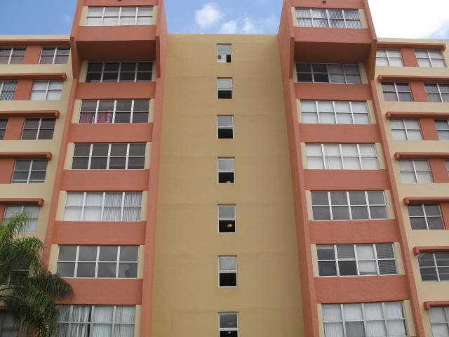 9143 SW 77 AV # B208, Miami, Florida 33156 
