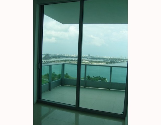 900 BISCAYNE BLVD # 1907, Miami, Florida 33131 