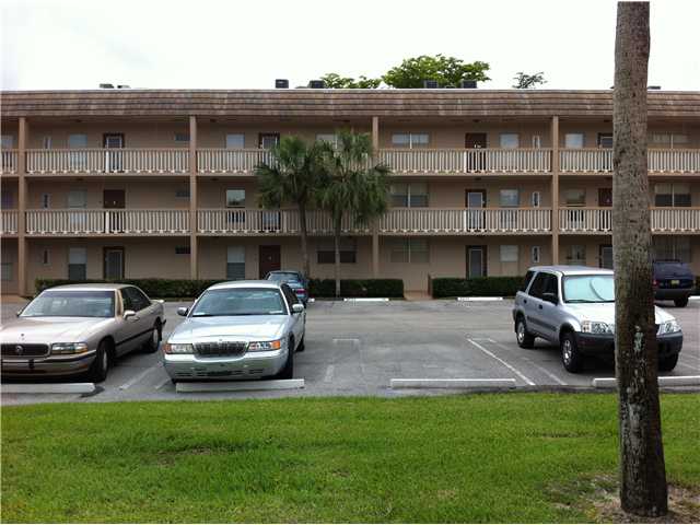 5940 NW 64TH AVE # 110, Tamarac, Florida 33319 