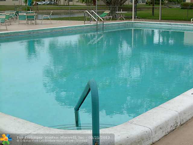6001 NW 61ST AVE # 305, Tamarac, Florida 33319 