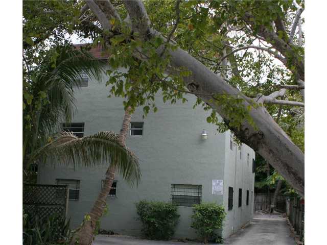 3176 SW 27 AV # 5, Miami, Florida 33133 