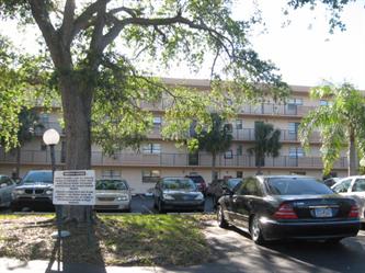 9300 Sw 8th St #403, Boca Raton, FL 33428 