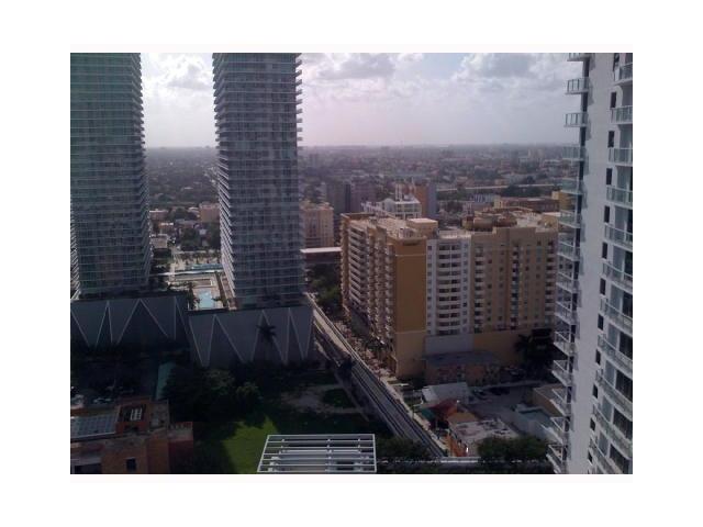 1060 BRICKELL AV # 2411, Miami, Florida 33131 