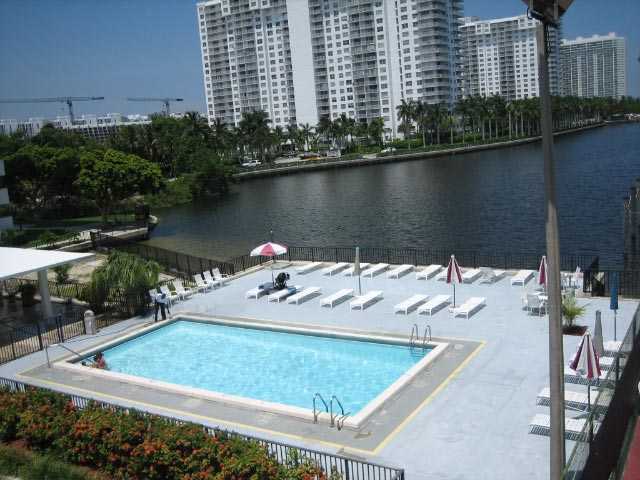 2780 NE 183 ST # 1901, Aventura, Florida 33160 