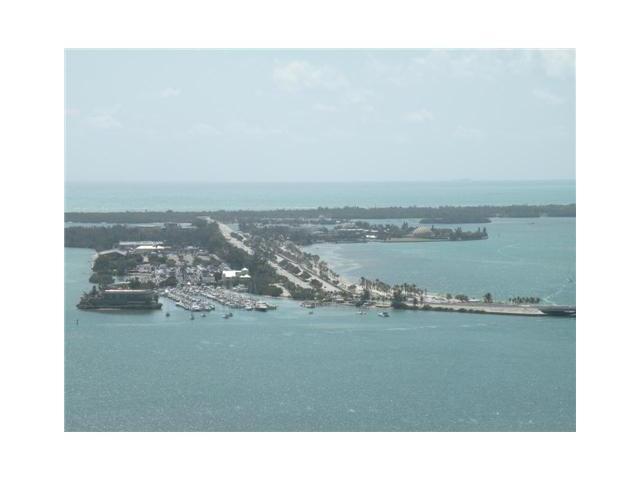 1331 BRICKELL BAY DR # 3907, Miami, Florida 33131 