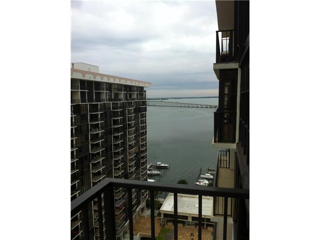 1901 BRICKELL AV # B2212, Miami, Florida 33131 