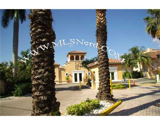 6711 N KENDALL DR # 503, Pinecrest, Florida 33156 