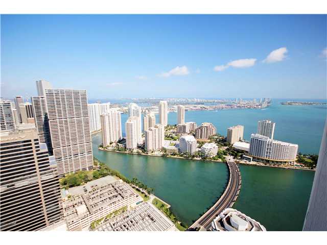 950 BRICKELL BAY DRIVE # 5608, Miami, Florida 33131 