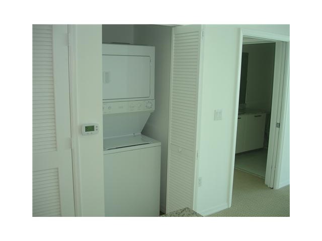 950 BRICKELL BAY DR # 2102, Miami, Florida 33131 