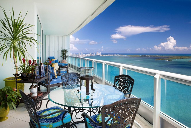 1643 BRICKELL AV # 4205, Miami, Florida 33129 