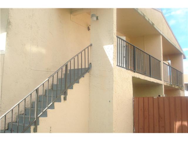 15665 SW 82 LN # 4-4, Miami, Florida 33193 