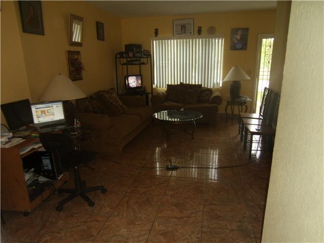 484 NW 85 RD # 484, Miami, Florida 33150 
